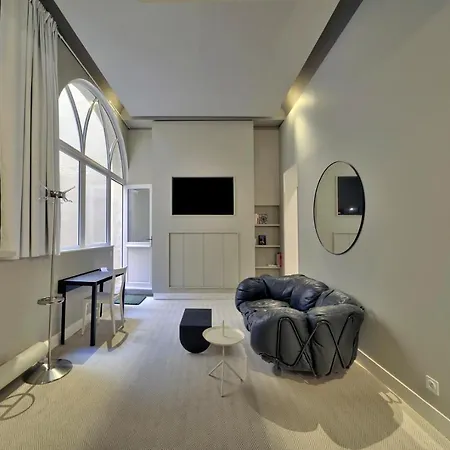 Le Nuage - Design A Triangle D'or * Bordeaux